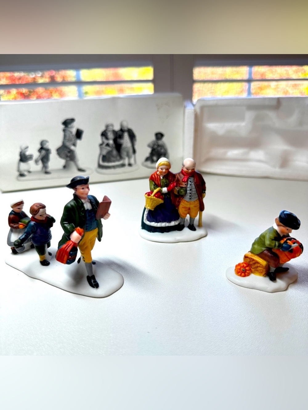 RETIRED: Department 56 “Sleepy Hollow” Set of 3 Miniatures